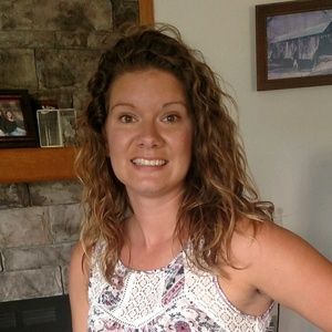 Meet your Posher, Desiree